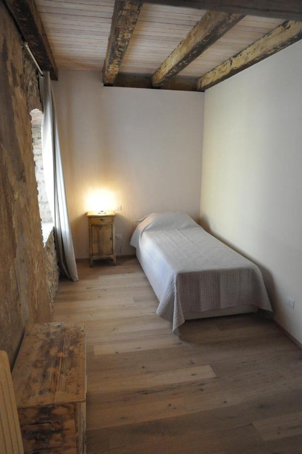 Corte Brol Lazise Buitenkant foto